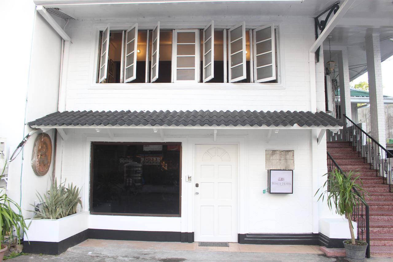 The White Bed And Breakfast Bacolod Exteriér fotografie