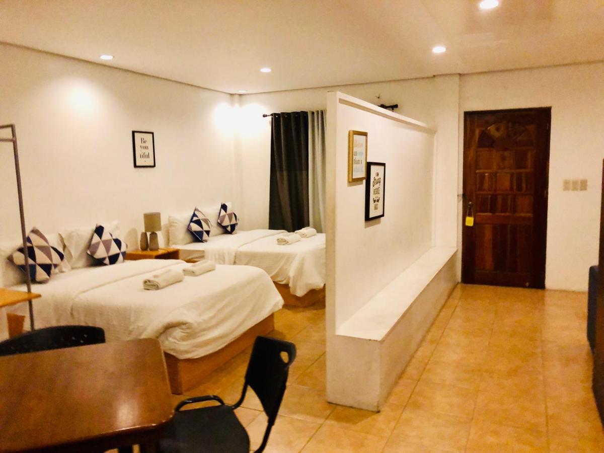 The White Bed And Breakfast Bacolod Exteriér fotografie