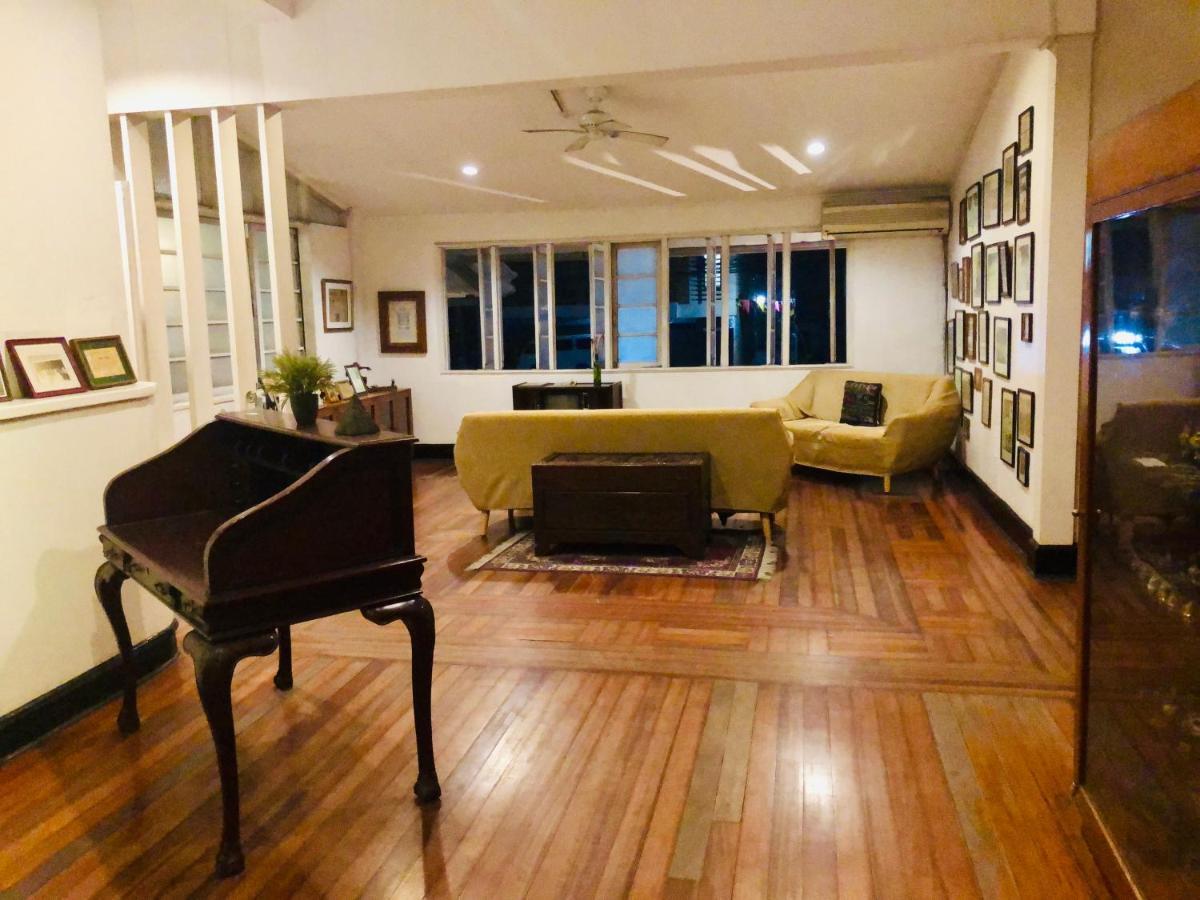 The White Bed And Breakfast Bacolod Exteriér fotografie